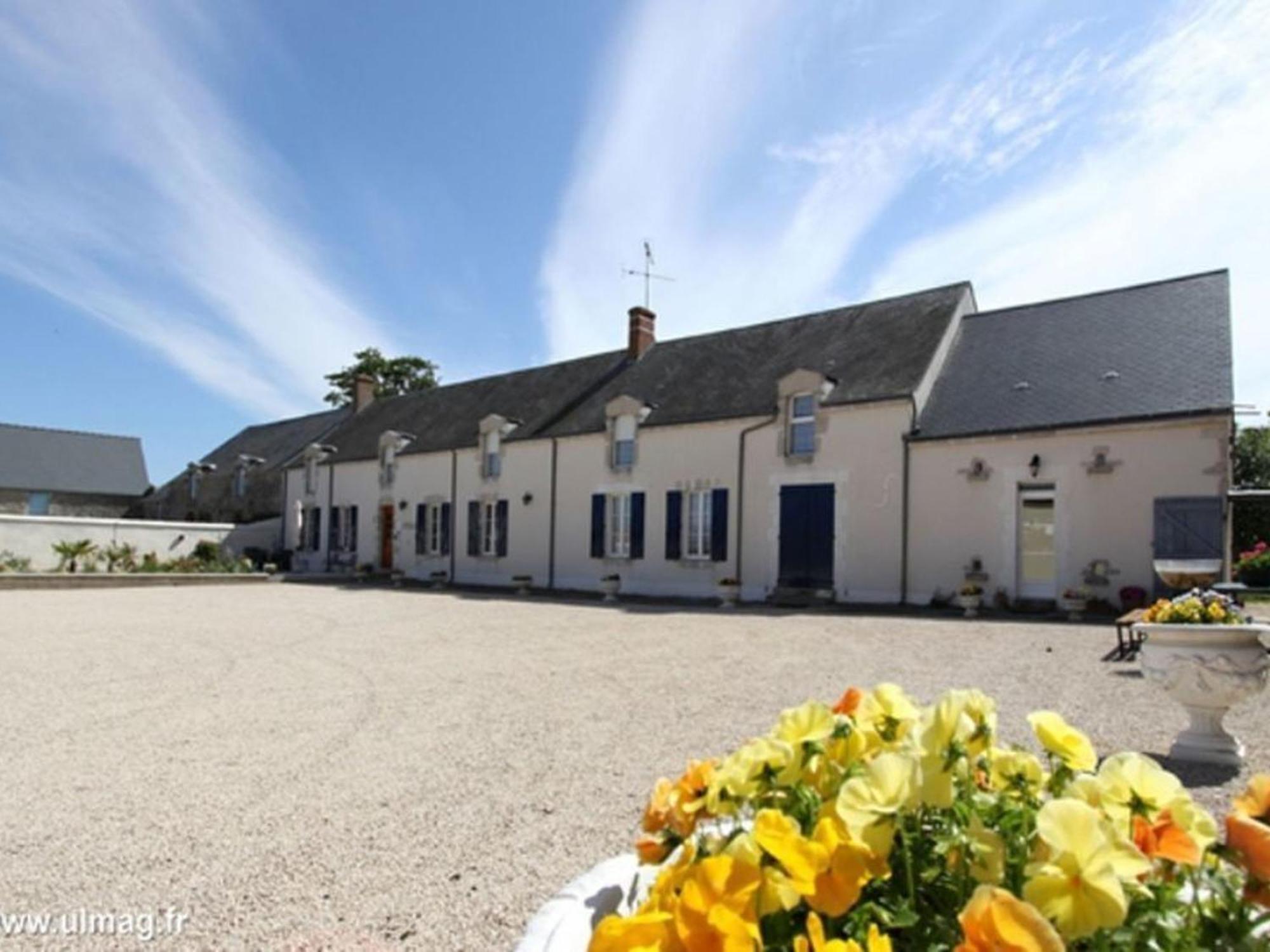 Ferme Renovee Au Calme - 4 Chambres, Petit-Dejeuner Inclu - Fr-1-590-450 Cravant  Buitenkant foto